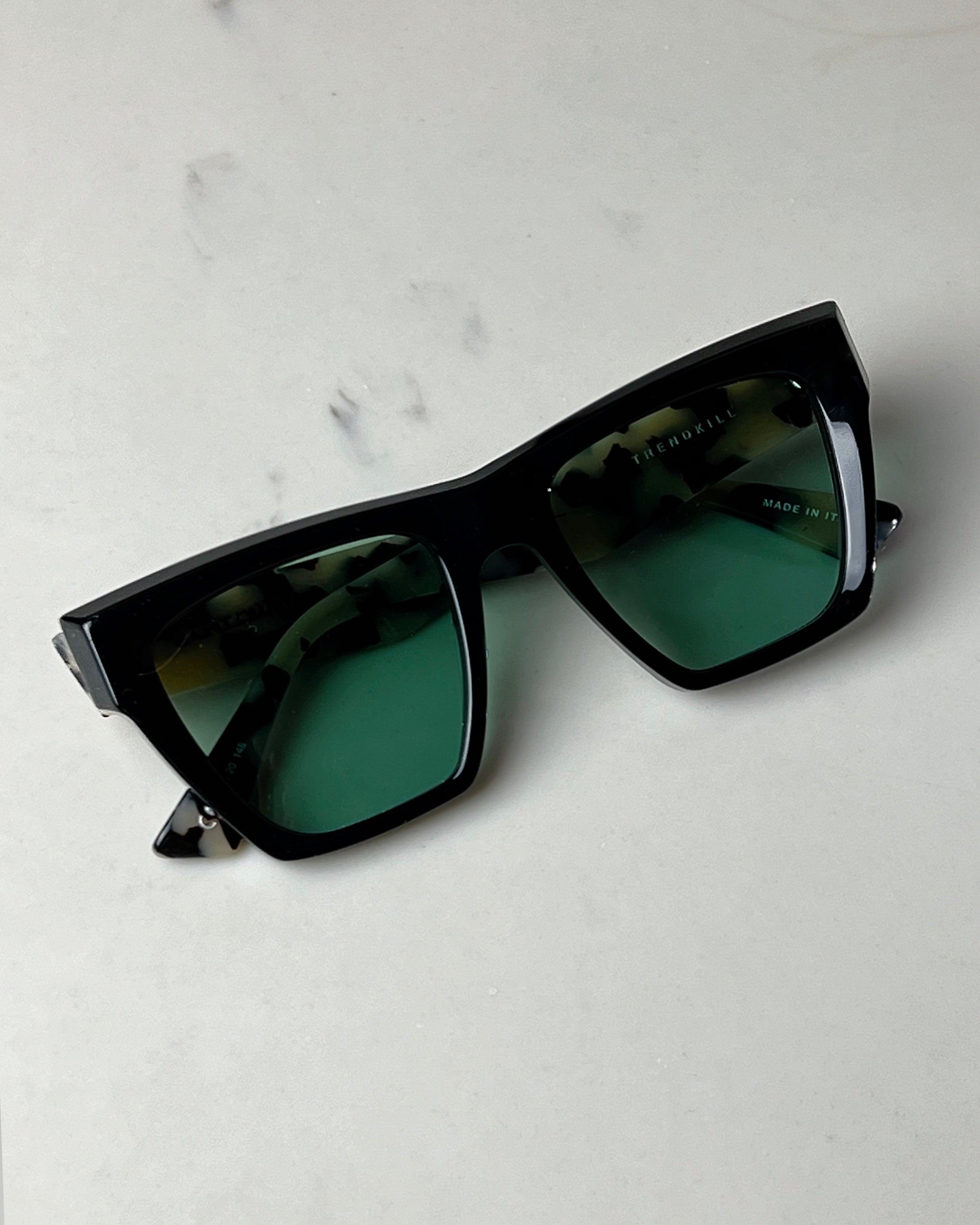 TRENDKILL black | green Saint Owen