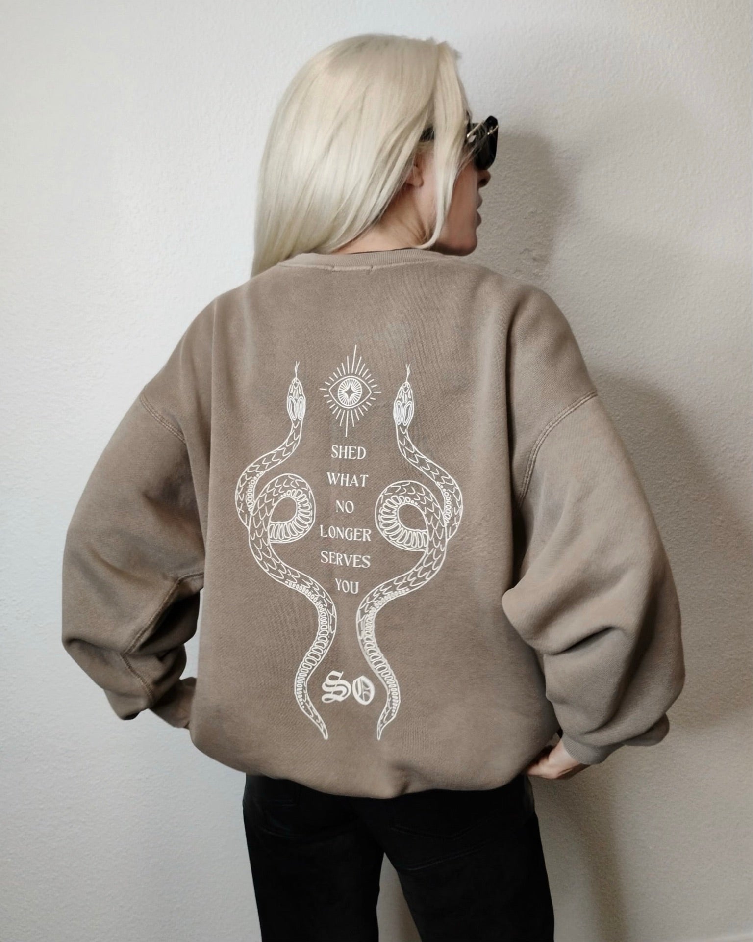 SNAKE CREWNECK SWEATSHIRT | TAUPE Saint Owen