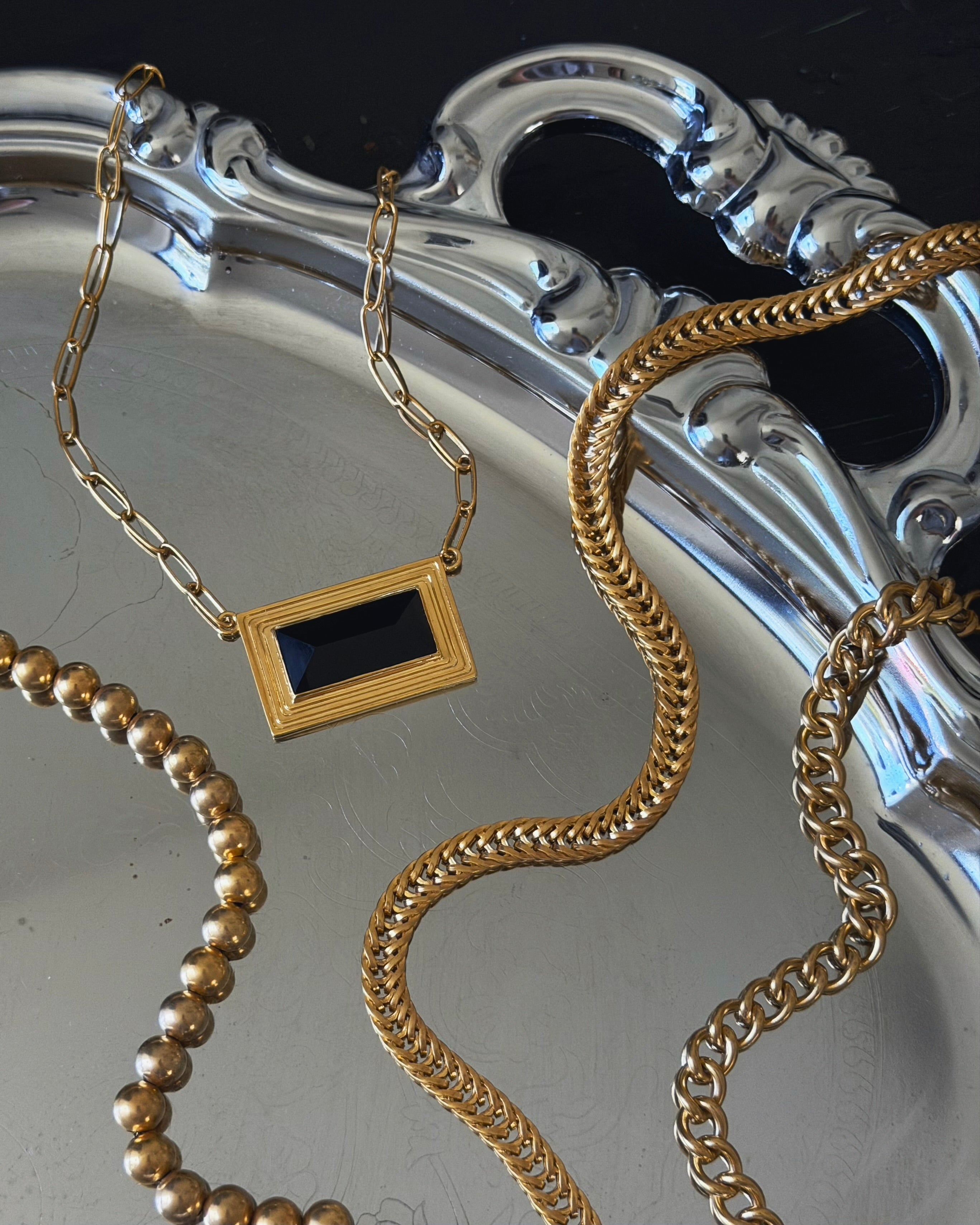 Sculptural Onyx Pendant Necklace Saint Owen